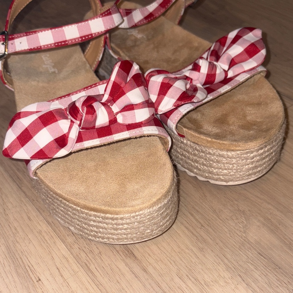 Cat and Jack New Red Checkered Women's platform sandals - Picture 3 of 10